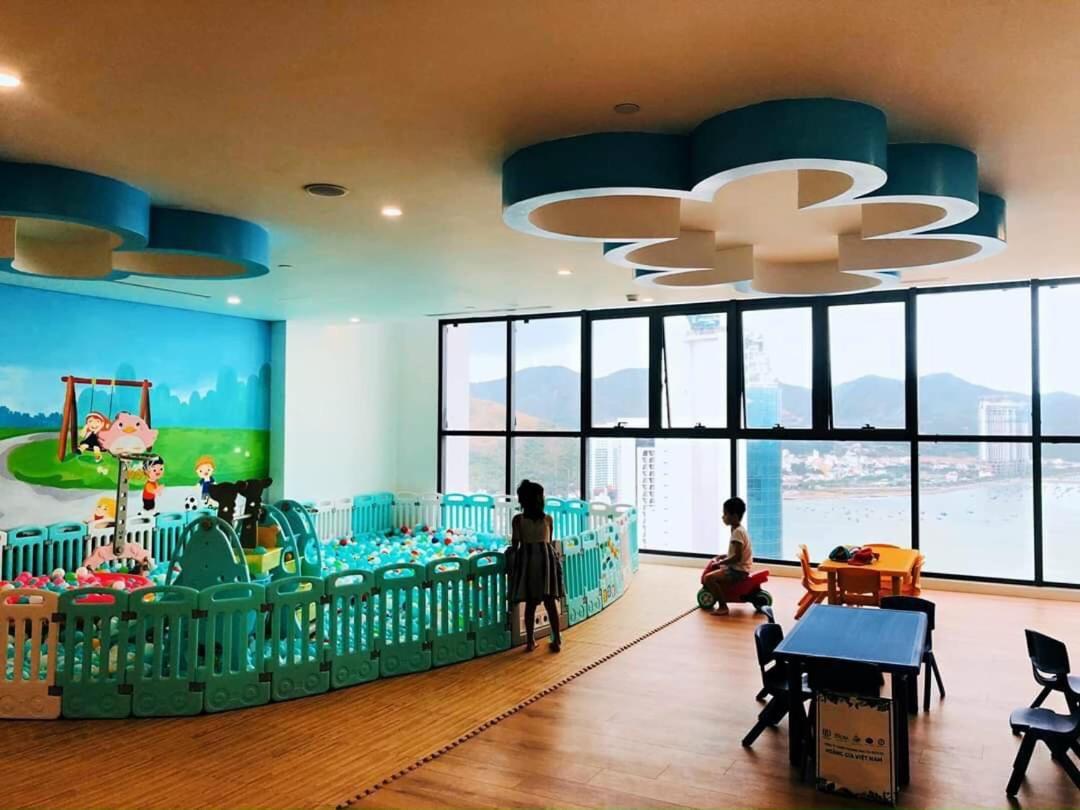 Apartament Scenia Bay Oceanfront By Housing Nha Trang Zewnętrze zdjęcie